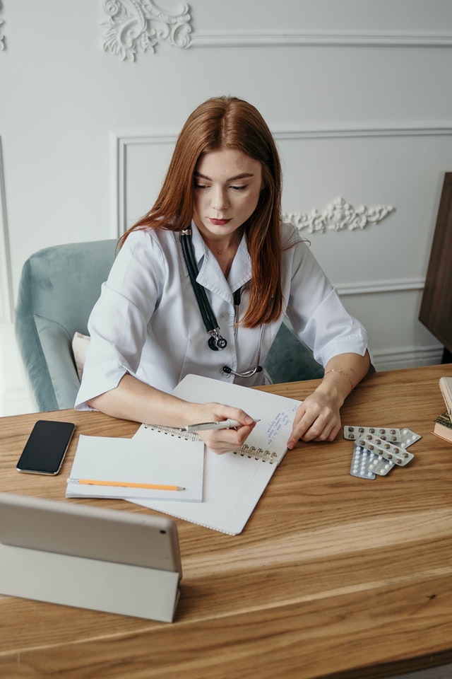 How Much Does Medical Assistant School Cost how-much-does-medical-assistant-school-cost
